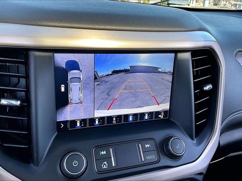 Used 2020 GMC Acadia Denali w/ Technology Package image 14