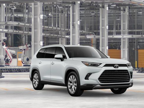 New 2026 Toyota Grand Highlander AWD Hybrid image 15
