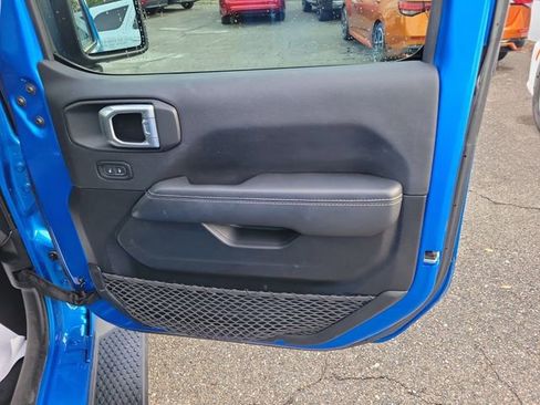 Used 2021 Jeep Wrangler Unlimited Sahara w/ Cold Weather Group image 35