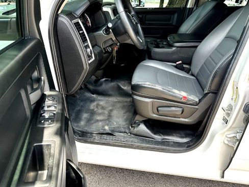 Used 2021 RAM 1500 Tradesman RWD image 10