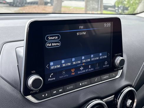 Used 2025 Nissan Sentra SV FWD image 17