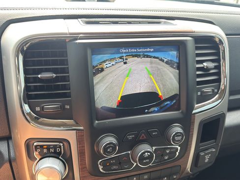 Used 2018 RAM 1500 Laramie AWD/4WD image 25