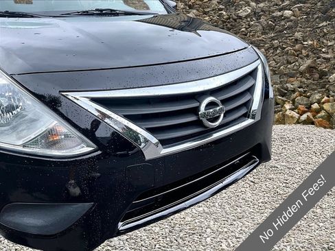Used 2019 Nissan Versa SV FWD image 26