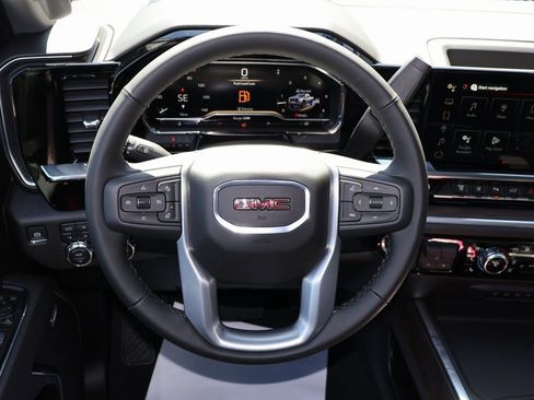 New 2025 GMC Sierra 2500 SLT w/ SLT Premium Package image 18