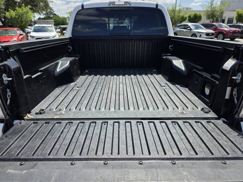 Used 2023 Toyota Tacoma TRD Sport image 12