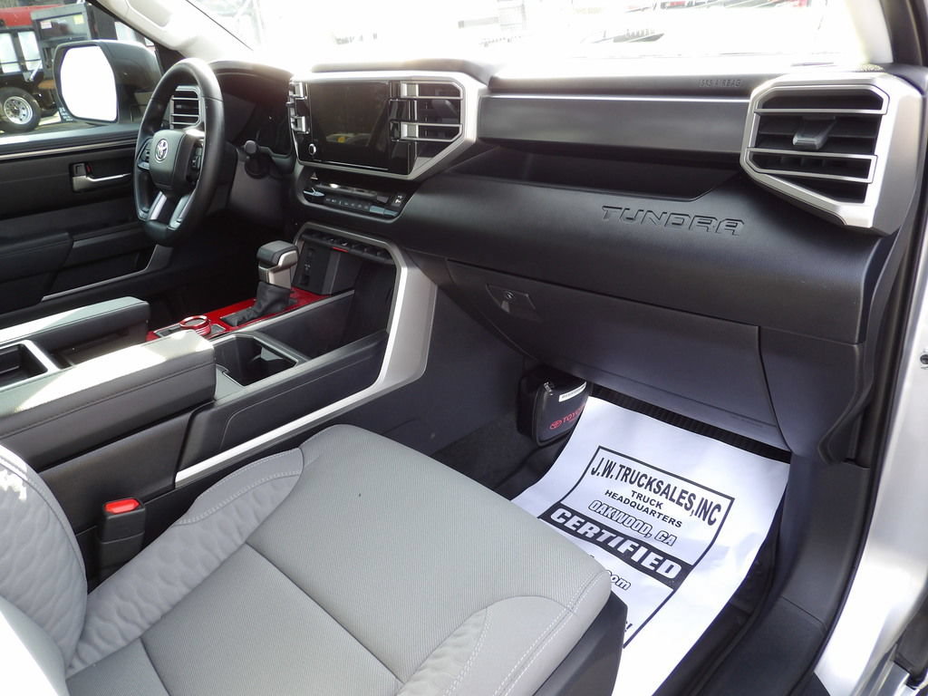 Used 2024 Toyota Tundra SR5 AWD/4WD image 42