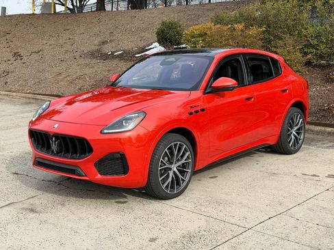 New 2026 Maserati Grecale Modena image 7