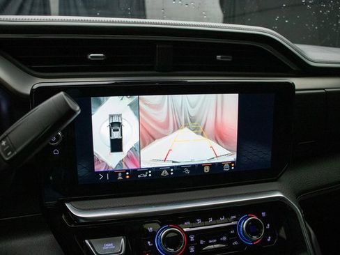 Used 2024 GMC Sierra 2500 Denali w/ Denali Reserve Package image 39