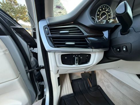 Used 2014 BMW X5 xDrive35i AWD/4WD image 44