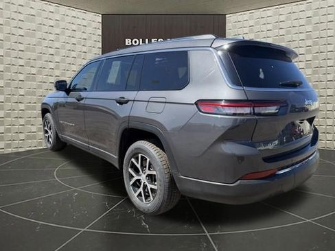 Certified 2023 Jeep Grand Cherokee L Limited AWD/4WD image 5