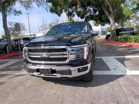 Used 2025 Ford F150 Lariat w/ Equipment Group 501A Mid image 3