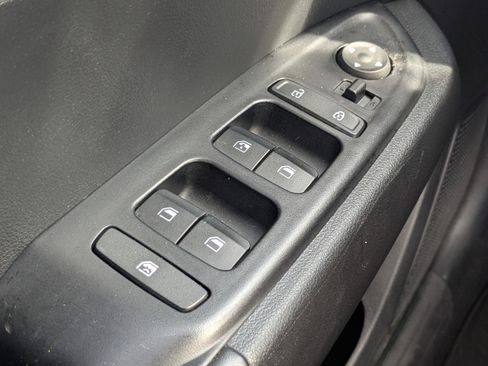 Certified 2024 Hyundai Venue Limited image 22