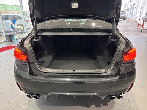 Used 2021 BMW M5 w/ Executive Package image 9