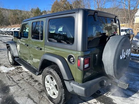 Used 2020 Jeep Wrangler Unlimited Sport S image 3