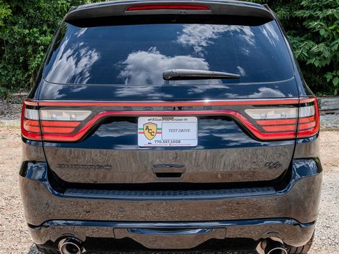 Used 2021 Dodge Durango R/T w/ Blacktop Package RWD image 4