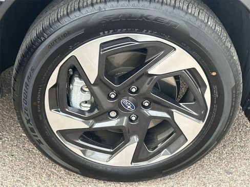 Certified 2025 Subaru Crosstrek 2.5i Limited w/ Popular Package #3A image 7