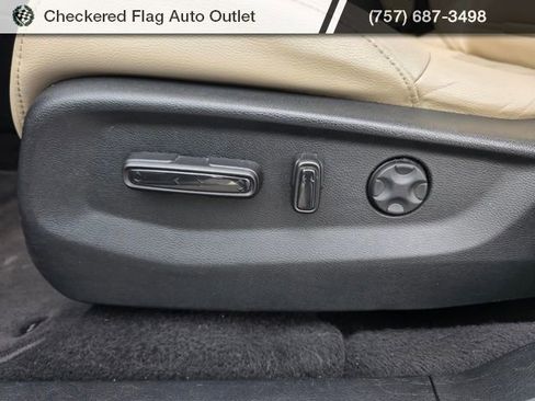 Used 2017 Honda CR-V Touring image 20