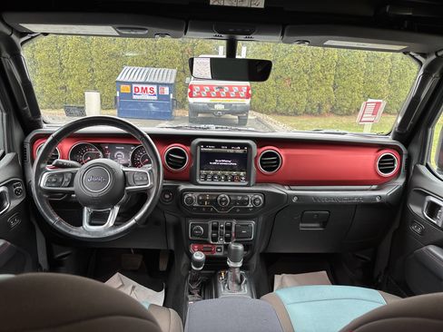 Used 2019 Jeep Wrangler Unlimited Rubicon image 24