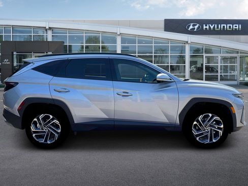 New 2026 Hyundai Tucson Limited image 9