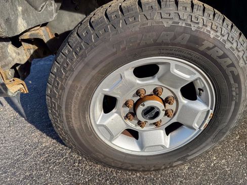 Used 2011 Ford F250 XLT w/ XLT Interior Pkg image 16