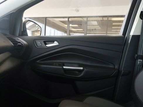 Used 2019 Ford Escape SE AWD/4WD image 23