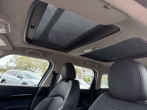 Used 2022 MINI Cooper Countryman S w/ Premium Package image 30