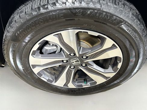 Used 2018 Honda CR-V LX image 9