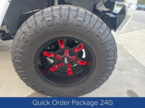 Used 2013 Jeep Wrangler Unlimited Sahara w/ Connectivity Group image 8