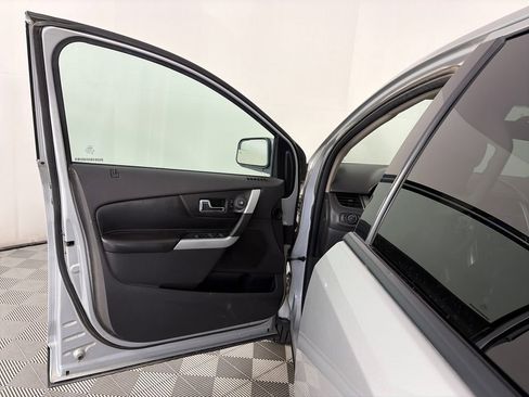 Used 2011 Ford Edge SEL AWD/4WD image 10