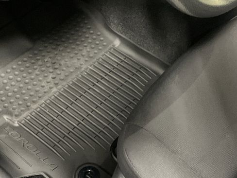 Used 2023 Toyota Corolla LE w/ LE Premium Package image 17