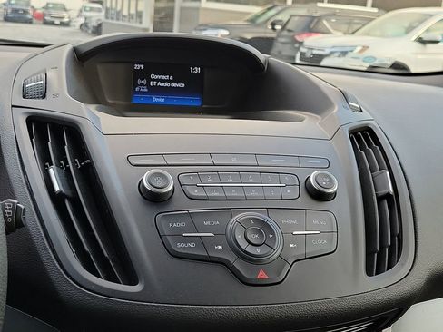 Certified 2019 Ford Escape S image 27