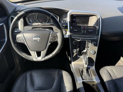 Used 2015 Volvo XC60 T5 Premier Plus image 16