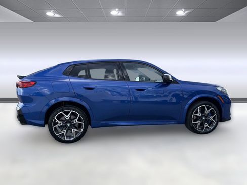 Used 2025 BMW X2 M35i image 8