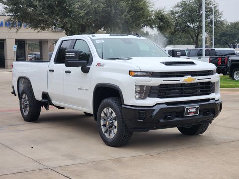 New 2026 Chevrolet Silverado 2500 Custom w/ Custom Value Package image 2