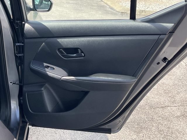 Used 2024 Nissan Sentra S FWD image 18