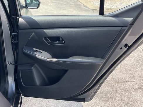 Used 2024 Nissan Sentra S FWD image 18