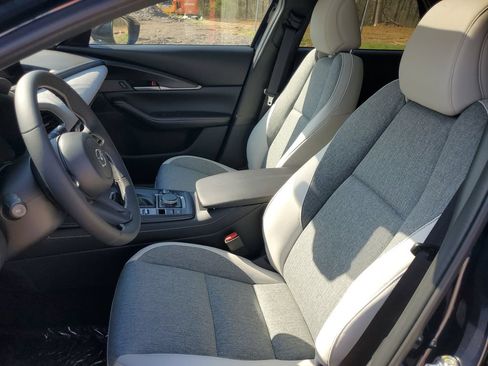 New 2026 MAZDA CX-30 Aire Edition AWD/4WD image 9