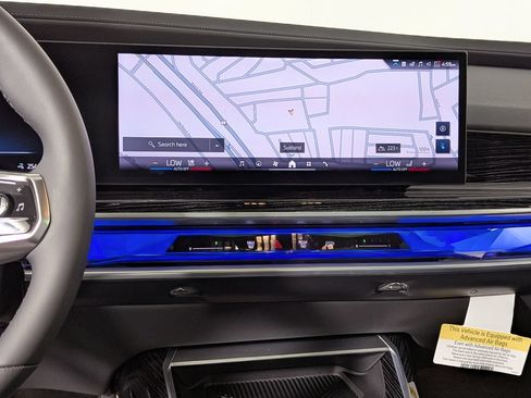 Used 2026 BMW i7 xDrive60 AWD/4WD image 40