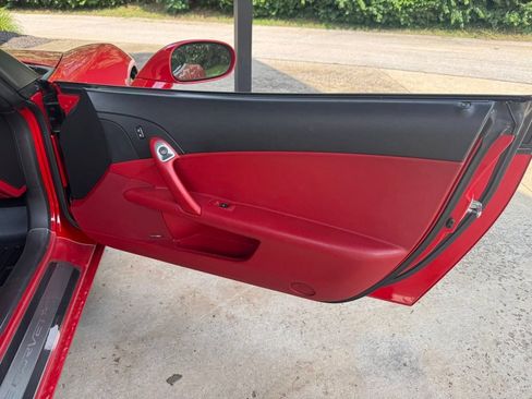 Used 2009 Chevrolet Corvette Convertible w/ Preferred Equipment Group RWD image 16
