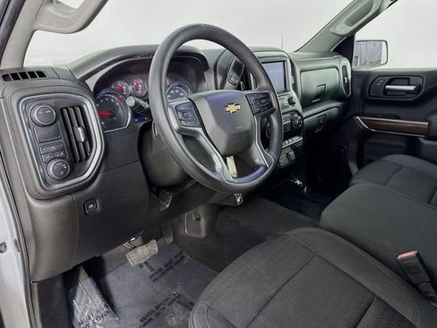 Used 2020 Chevrolet Silverado 1500 LT image 19