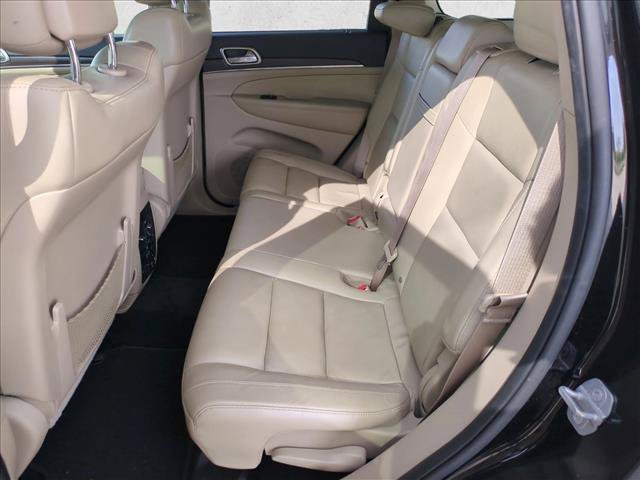 Used 2017 Jeep Grand Cherokee Limited RWD image 19