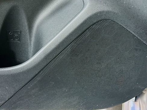 Used 2021 Subaru Crosstrek 2.0i AWD/4WD image 21