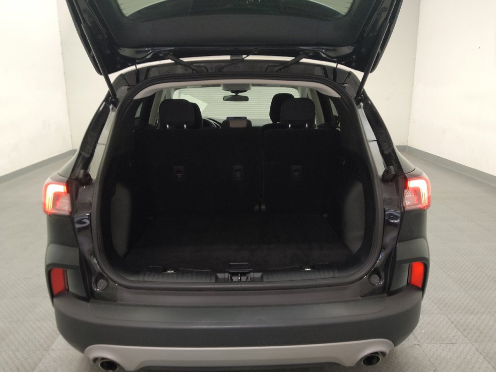 Used 2022 Ford Escape SE FWD image 29