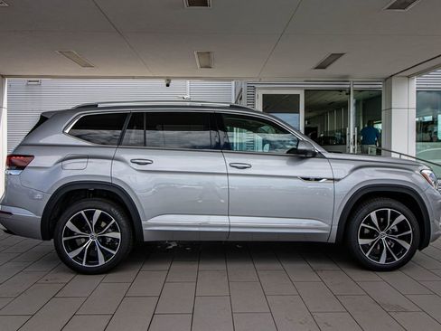 New 2026 Volkswagen Atlas SEL Premium R-Line AWD/4WD image 3