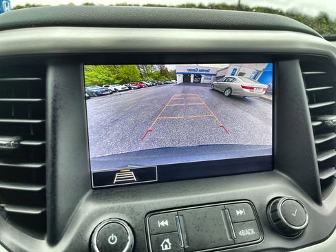 Used 2020 GMC Acadia SLT w/ Driver Alert Package II AWD/4WD image 25