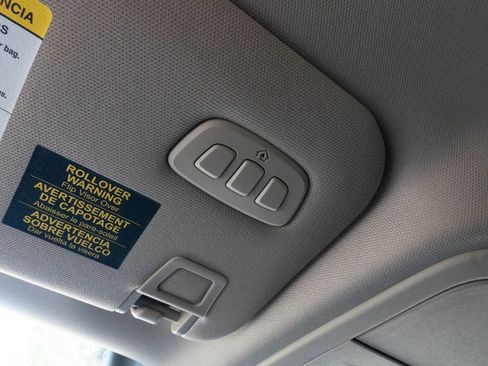 Used 2025 Lincoln Corsair Reserve FWD image 31