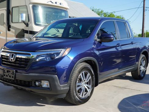 Used 2017 Honda Ridgeline RTS image 3