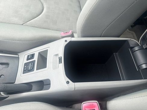Used 2010 Toyota RAV4 2WD image 31