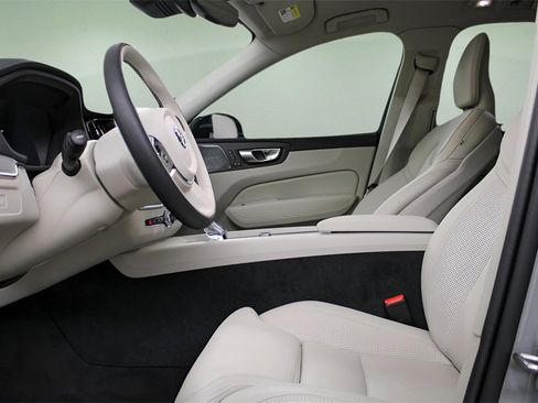 Certified 2025 Volvo XC60 B5 Ultra w/ Climate Package image 16