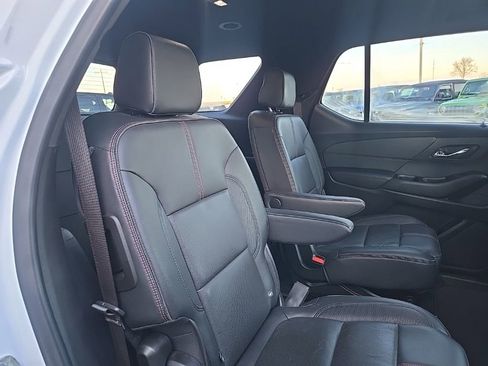 Used 2022 Chevrolet Traverse RS image 78